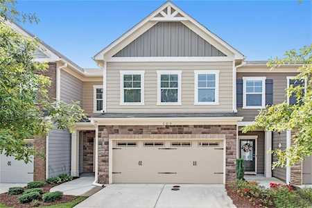 109 Davina Dr Smyrna, GA 30082