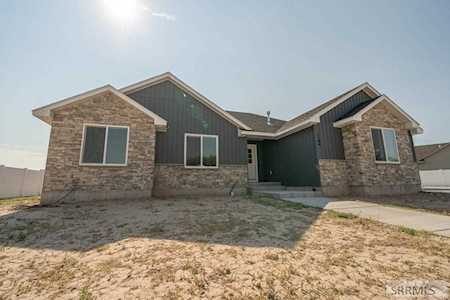 1104 Trappers Ridge Ammon, ID 83401