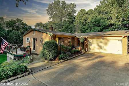 11864 Butternut Ave Plymouth Twp, MI 48170