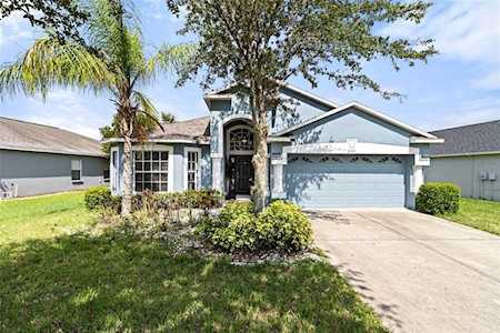 2335 Lawrence Hall St Ruskin, FL 33570