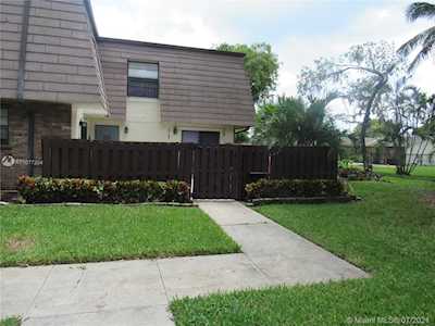 2510 NW 99th Ave #2567 Coral Springs, FL 33065