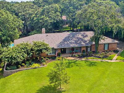 1613 Dorset Drive Colleyville, TX 76034