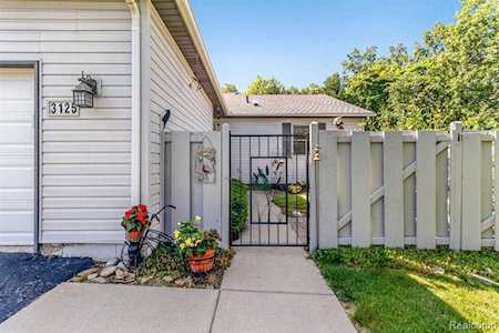 3125 E Telluride Brighton, MI 48114