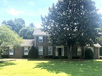 6320 Laurelwood Dr Brentwood, TN 37027