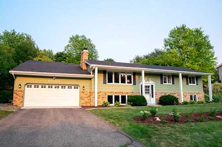 10409 Nesbitt Avenue S Bloomington, MN 55437