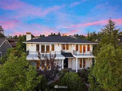 430 11th Ave W Kirkland, WA 98033