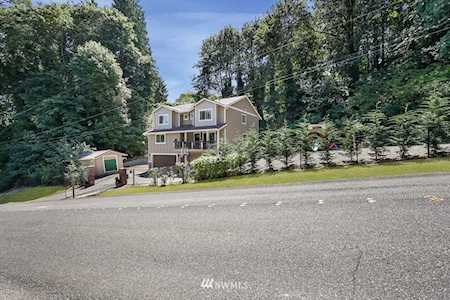 1628 Knickerbocker Dr Auburn, WA 98001