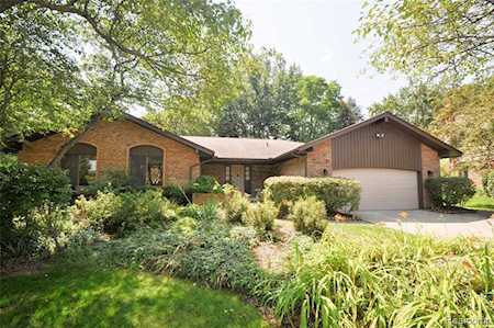 5325 Corbin Dr Troy, MI 48098