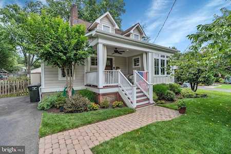 514 Greenwich St Falls Church, VA 22046