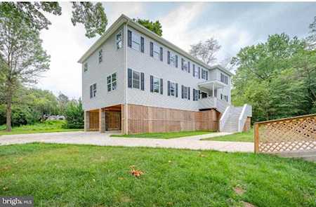 3241 Brookmede Rd Ellicott City, MD 21042