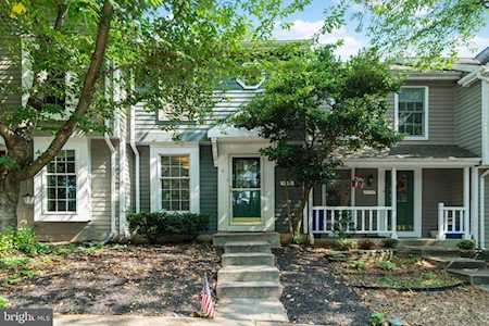1661 Poplar Grove Dr Reston, VA 20194