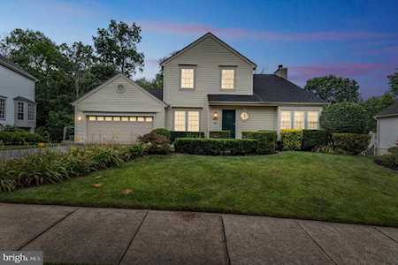13819 Lowry Dr Chantilly, VA 20151