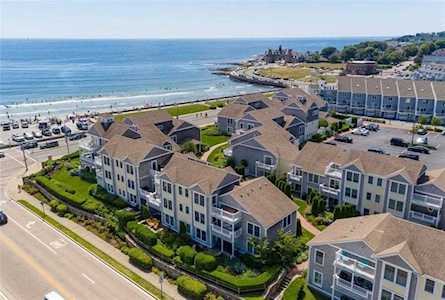 20 Narragansett Ave #404 Narragansett, RI 02882