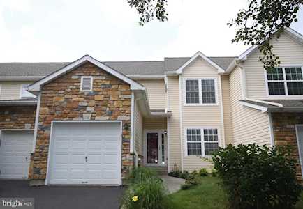 118 Shoal Creek Dr Blue Bell, PA 19422