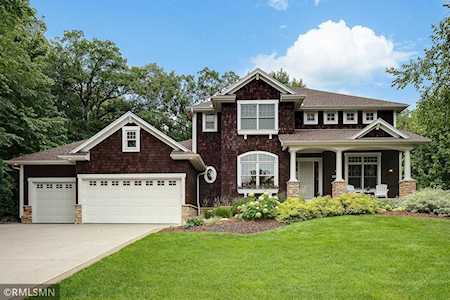 2851 Timberview Trail Chaska, MN 55318