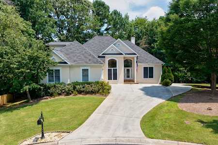 203 Alexandra Ct Woodstock, GA 30189