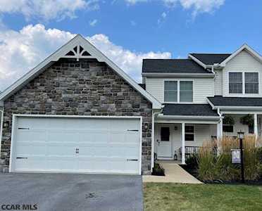 207 Rosehill Drive Bellefonte, PA 16823
