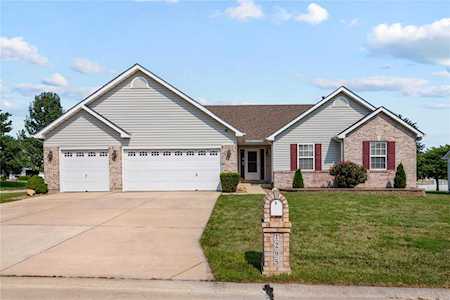 1295 Summer Lynne Dr Ofallon, MO 63366