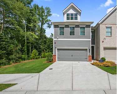 1108 Lawanna Dr Marietta, GA 30062