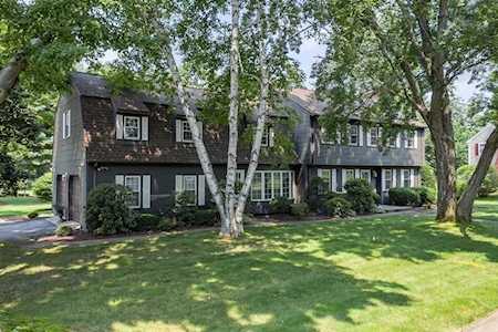 226 Blueberry Hill Rd Longmeadow, MA 01106