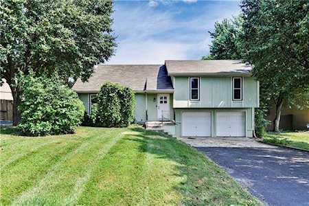 23350 W 53rd Terrace Shawnee, KS 66226