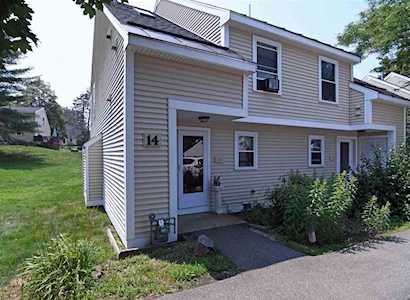 17 Modena Dr Concord, NH 03303