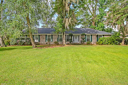 324 Fairington Dr Summerville, SC 29485