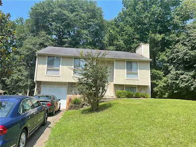 10360 Worthington Hills Manor Roswell, GA 30076