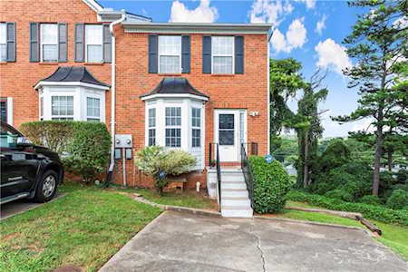 1666 Barrington Overlook Marietta, GA 30066