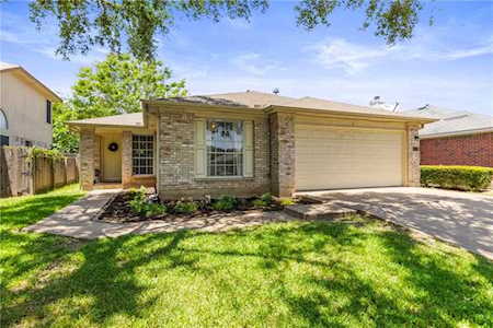 1508 Thibodeaux DR Round Rock, TX 78664