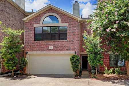 650 Westcross St Houston, TX 77018