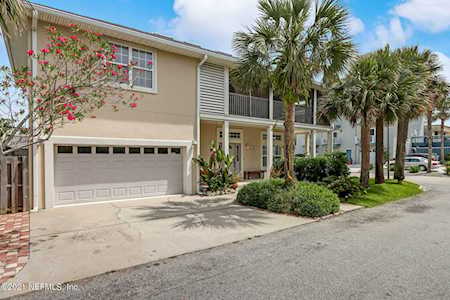 1724 1st St Jacksonville Beach, FL 32250
