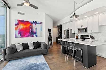 360 Nueces ST #2202 Austin, TX 78701