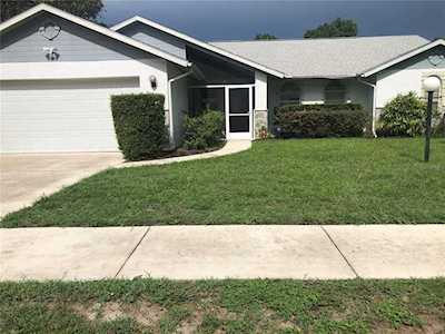 1800 Towering Oak Dr Sarasota, FL 34232