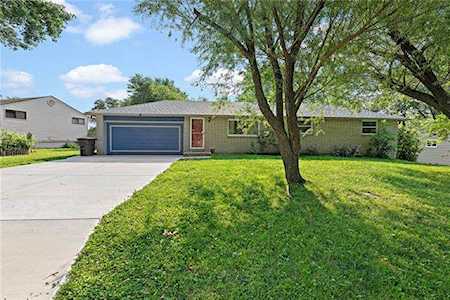 7009 N Fisk Ave Kansas City, MO 64151