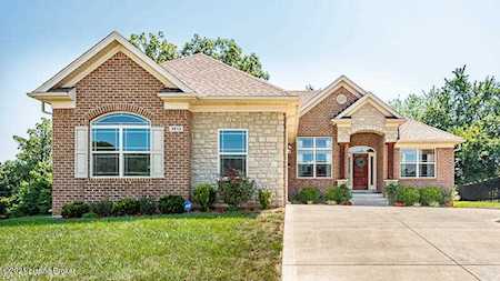 1413 Bostwick Ln Louisville, KY 40245