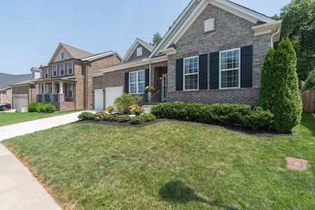 8541 Beautiful Valley Dr Nashville, TN 37221