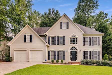 215 Ashebourne Trl Alpharetta, GA 30005