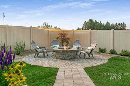 3295 W Early Light Dr. Meridian, ID 83642
