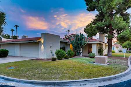 7622 N Lynn Oaks Drive Scottsdale, AZ 85258