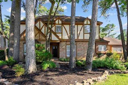 4822 Middle Falls Dr Kingwood, TX 77345