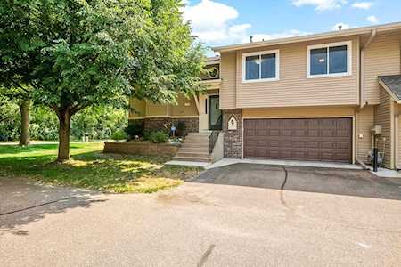 1558 Baylor Court Eagan, MN 55122