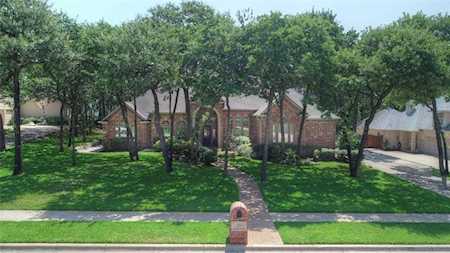 615 Royal Lane Southlake, TX 76092