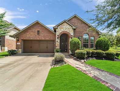 19639 Mills Glen Dr Cypress, TX 77433