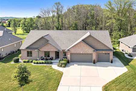 435 Whispering Creek Ct Green Bay, WI 54303
