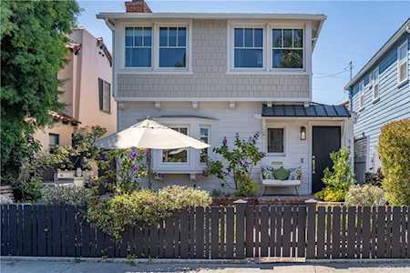 145 Claremont Ave Long Beach, CA 90803