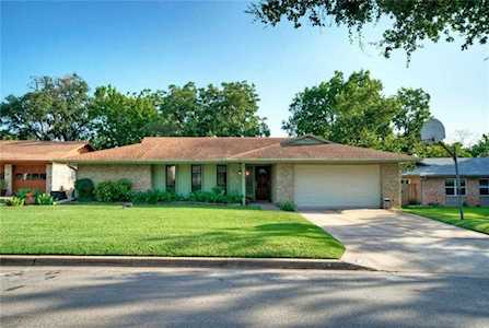 2605 Cascade DR Austin, TX 78757
