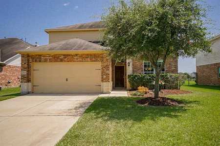 534 Honeysuckle Vine Dr Rosenberg, TX 77469