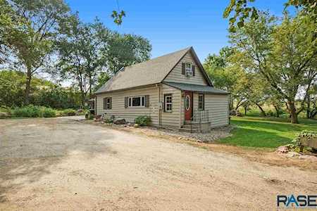 26674 Brownstone Ave Brandon, SD 57005