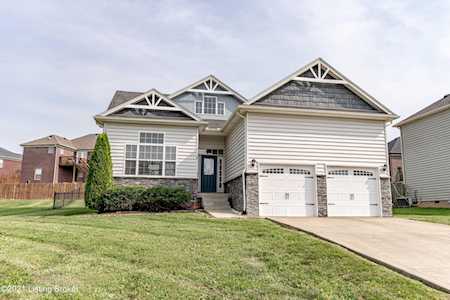 448 Berger Farm Dr Mt Washington, KY 40047